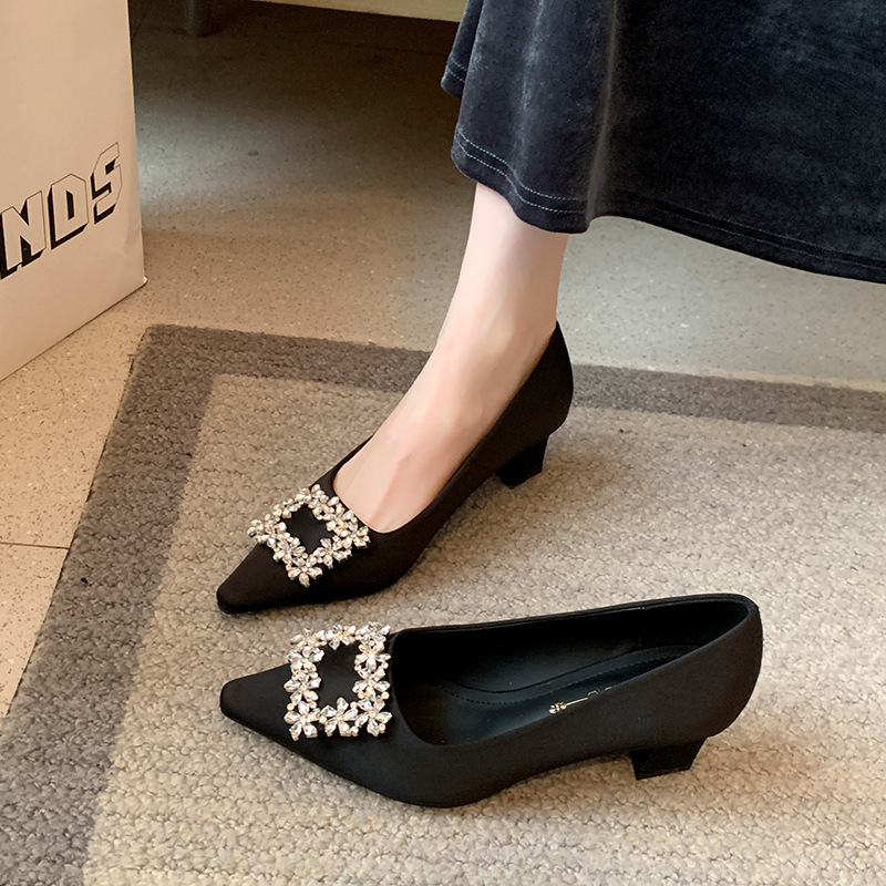 Black Satin Pointed Toe Pumps  - Women Formal Wear Heels avaliação e preço